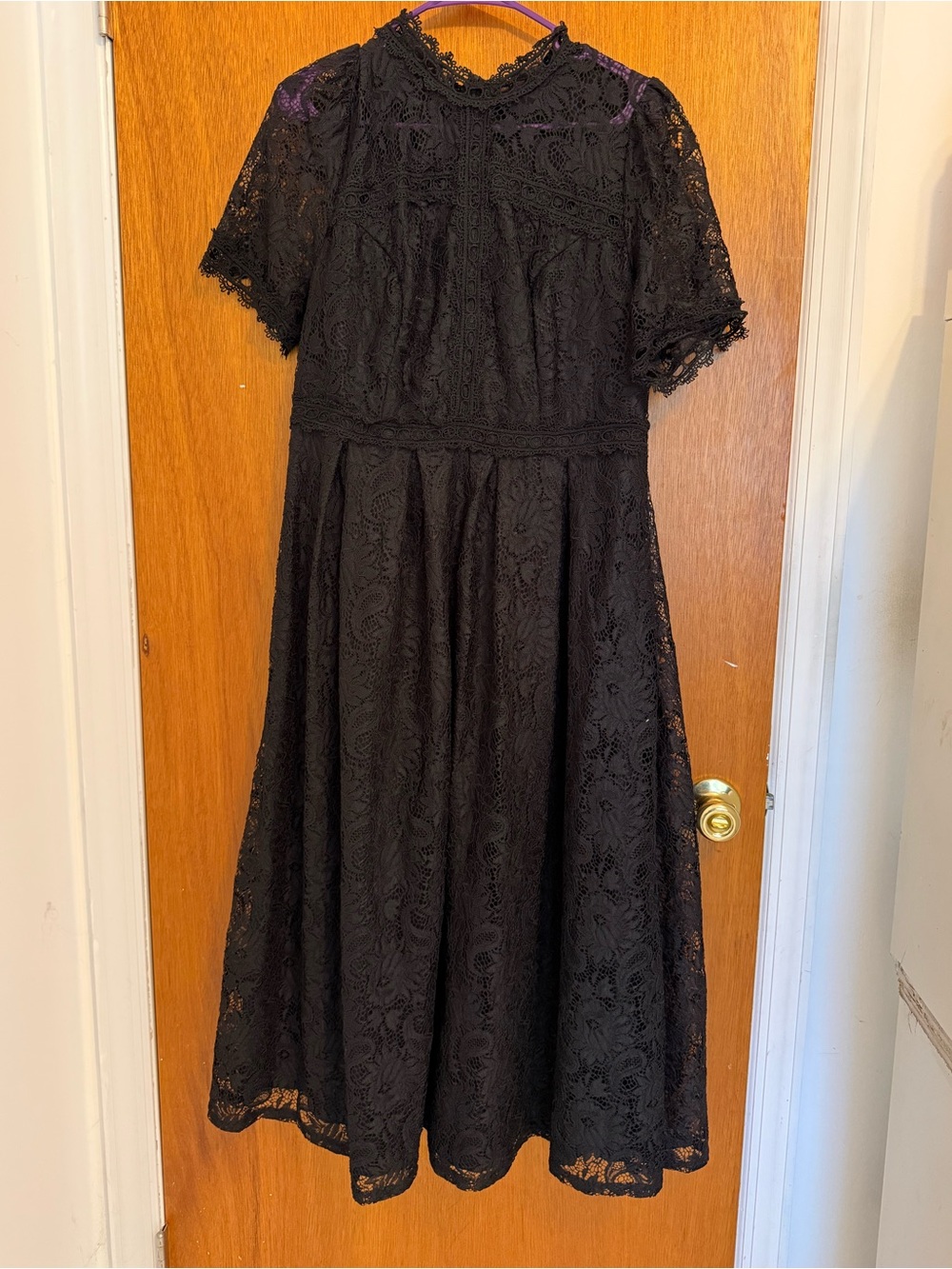 Women's Black Lace Midi Formal Dress